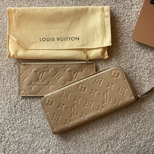 Louis Vuitton empreinte dune zip wallet